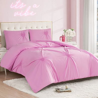 Juicy Couture Amora Heart Comforter Set