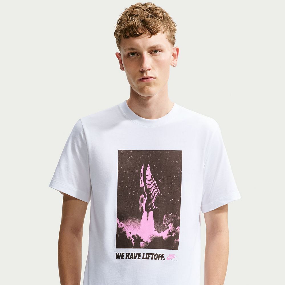 Men's Nike Graphic T-Shirt