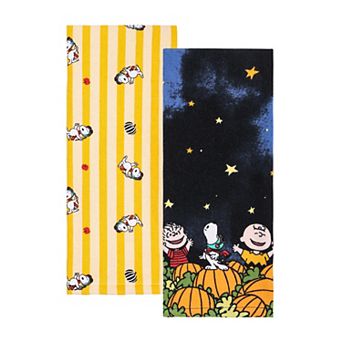 Celebrate Together™ Peanuts 2-Pack Great Pumpkin Kitchen Towels