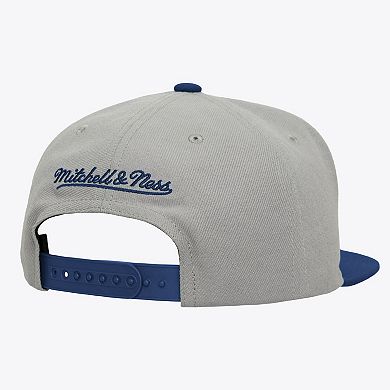 Men's Mitchell & Ness Gray/Navy Illinois Fighting Illini Plaid OG Snapback Hat