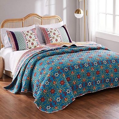 Quilted Bedding Set 3-Piece King/Cal King, 95% Cotton 5% Polyester Velvet Embellishment