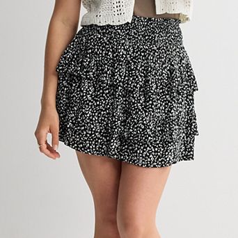 Juniors' SO® Tiered Smocked Waist Mini Skort