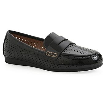 White Mountain Wallace Women's Moc Toe Slip-On Loafers