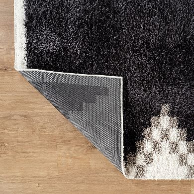 World Rug Gallery Geometric Pattern Shag Throw, Area or Runner Rug