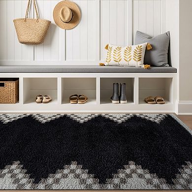 World Rug Gallery Geometric Pattern Shag Throw, Area or Runner Rug