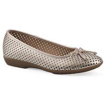 Cliffs by White Mountain Carris Women's Ballet Flats
