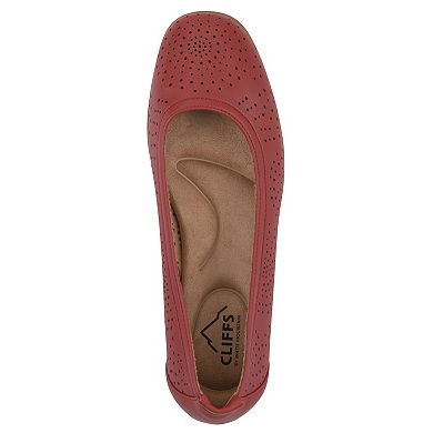 Cliffs by White Mountain Cortney Women's Slip-On Ballet Flats