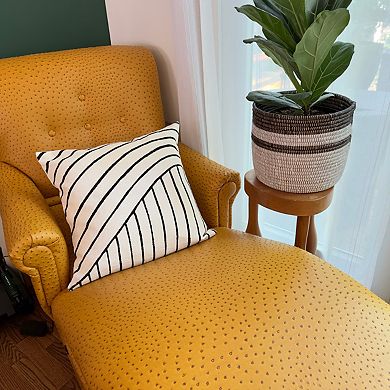 Organic Lines White Sadza Pillow Cover 46Cm (18")