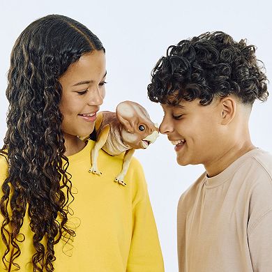 Wow! Stuff Jurassic World Dolores Deluxe Puppetronic Interactive Dinosaur Toy