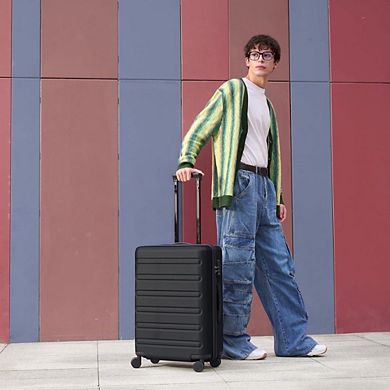 20-INCH AIRLINE-APPROVED TRAVEL LUGGAGE