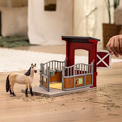 Schleich Farm World Ponybox with Mustang Mare Animal Playset & Accessories