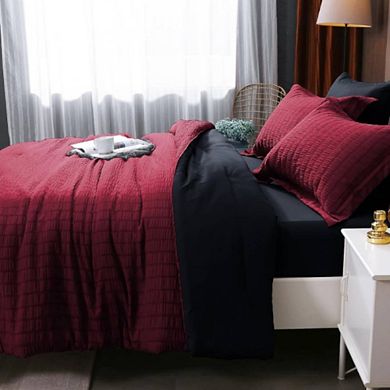 All Season Luxury Seersucker Comforter Set