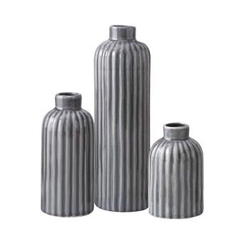 Minimalist Ribbed Pottery Ornamental Vase