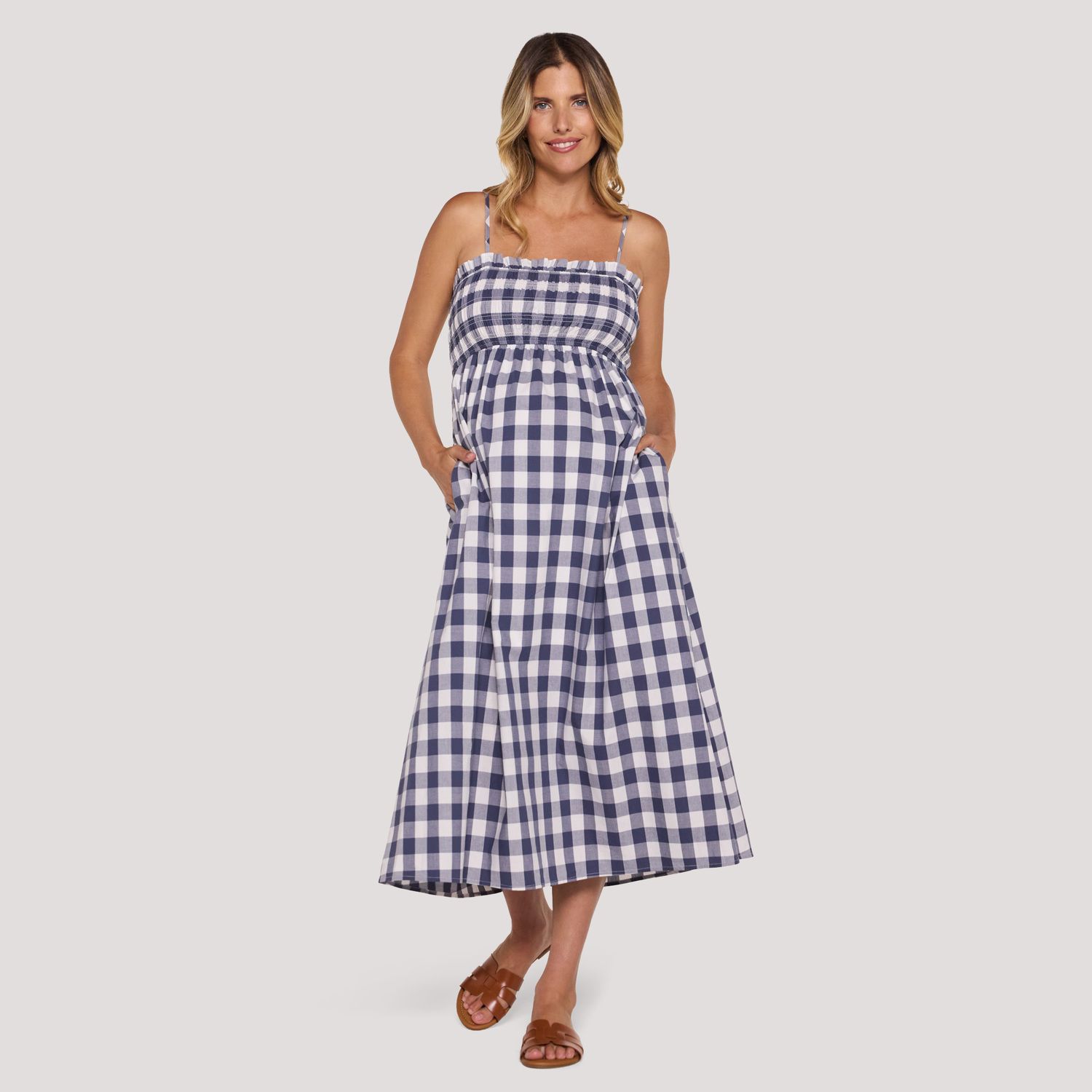 Женские платья Maternity Motherhood ® Smocked Maxi Dress