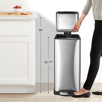 8 Gallon Bathroom Step Trash Can