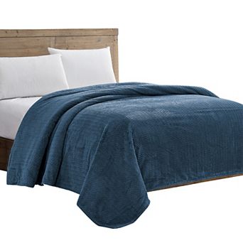 Chevron Braided Stylish Soft Comfortable and Lightweight Blanket