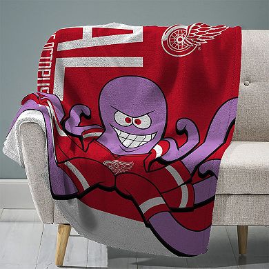 NHL Detroit Red Wings Raschel Throw Blanket