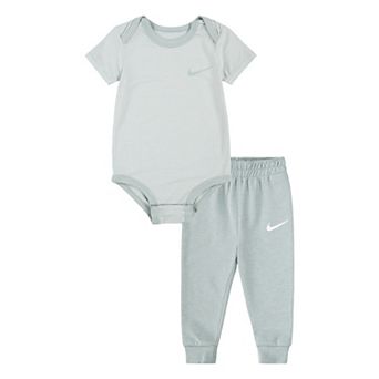 Newborn Baby Nike Striped Short Sleeve Bodysuit & Pants 2 pc Set