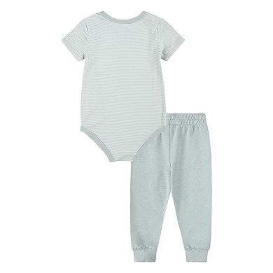 Newborn Baby Nike Striped Short Sleeve Bodysuit & Pants 2-Piece Set