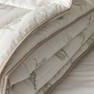 Duvetta Wool Comforter with Cotton Fabric Cover, Wool-All Season Useable- Machine Washable