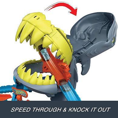 Hot Wheels City Shark Chomp Beach Playset & Die-Cast Toy Car