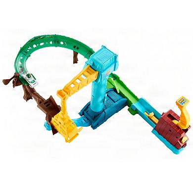 Mattel Hot Wheels Buzz Lightyear's Star Command Adventure Track Set