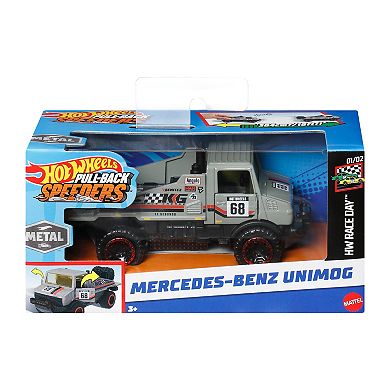 Hot Wheels Pull-Back Speeders Toy Car 1:43 Scale - Styles May Vary