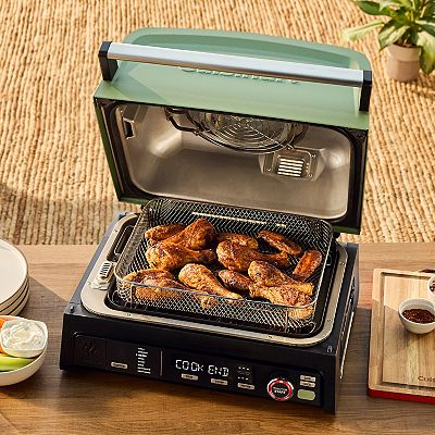 Cuisinart Outdoor FlavorBoost™ 8-in-1 Electric Grill