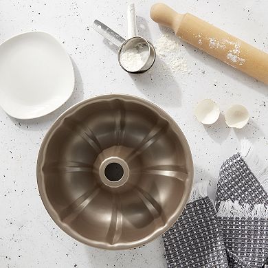 Mingle & Co. Carbon Steel Fluted Bundt Pan