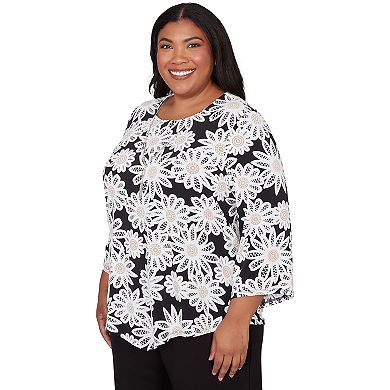 Plus Size Alfred Dunner Daisy Pointed Hem Top with Necklace