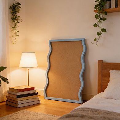 Wavy Corkboard