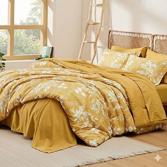Comforter Set With Botanical Flowers