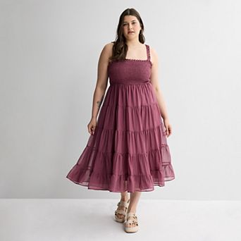 Juniors' Plus Size Mary & Mo Smocked Midi Dress