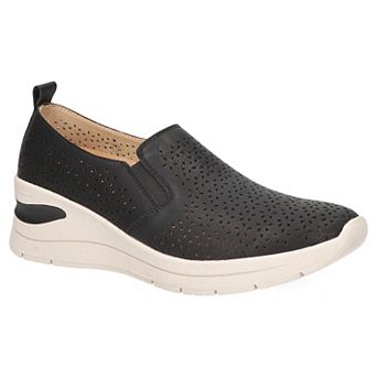 Easy Street Nottingham Slip Resistant Slip-On Women's Sneakers