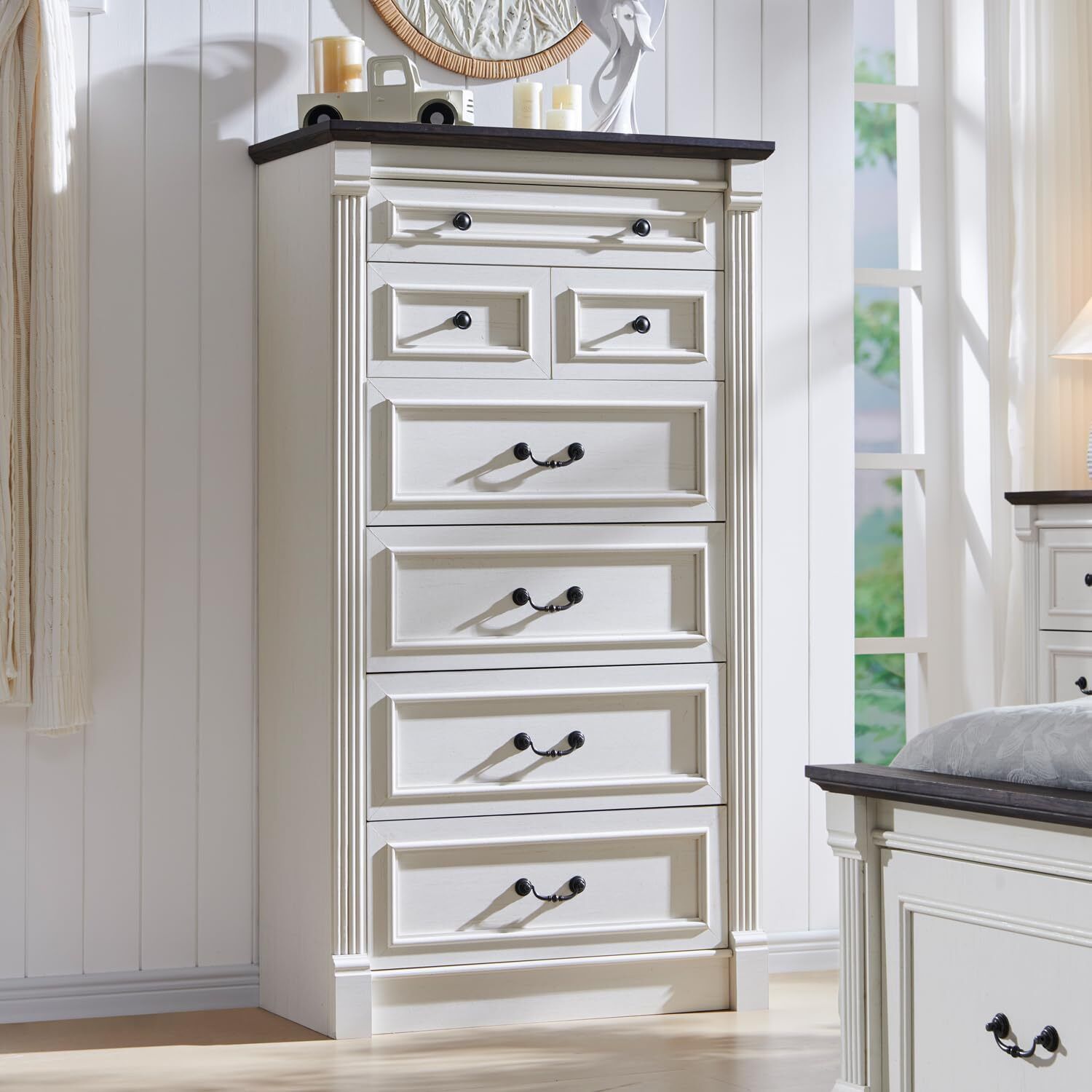 Farmhouse 7 Drawer Dresser with Roman Column,57