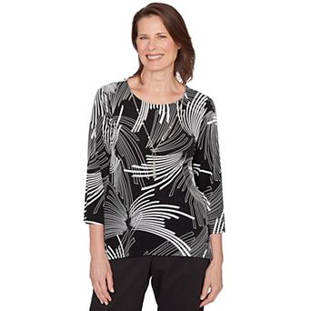 Petite Alfred Dunner Geometric Sharkbite Hem Top with Necklace