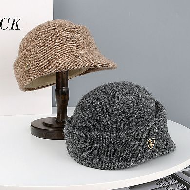 Women’s Knit Cloche Hat with Structured Brim and Decorative Metal Accent