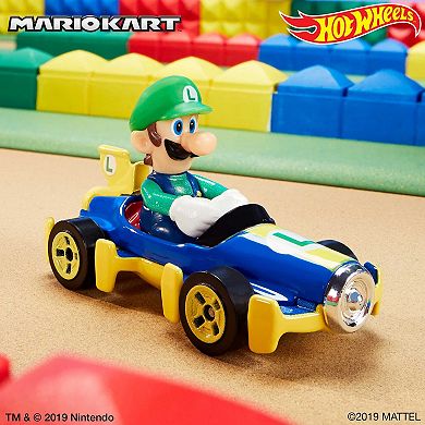 Hot Wheels Mario Kart Luigi Mach 8 Die-Cast Vehicle by Mattel
