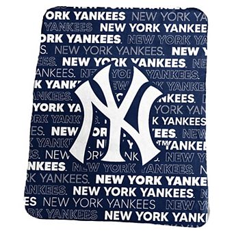 New York Yankees Classic Fleece Throw Blanket