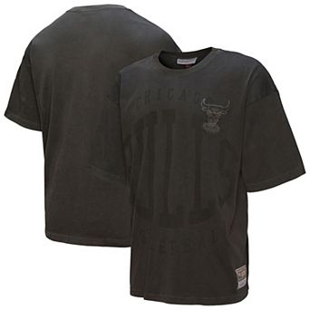 Men's Mitchell & Ness Black Chicago Bulls Downtown Collection Premium T-Shirt
