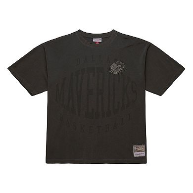 Men's Mitchell & Ness Black Dallas Mavericks Downtown Collection Premium T-Shirt