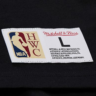 Men's Mitchell & Ness Black Chicago Bulls Hardwood Classics Throw It Back Premium T-Shirt