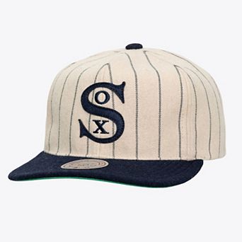 Unisex Mitchell & Ness Cream Chicago White Sox Vintage Ground Melton Wool Pinstripe Adjustable Hat