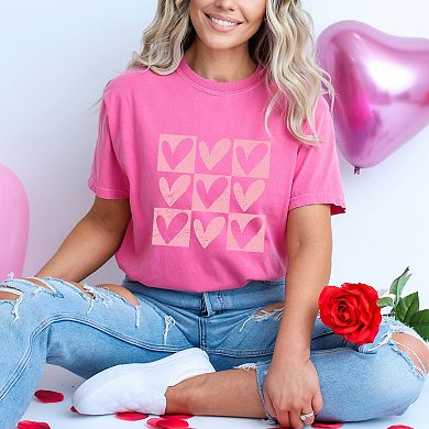 Pink Heart Checkered Chart - Women's Garment Dyed Graphic T-Shirt