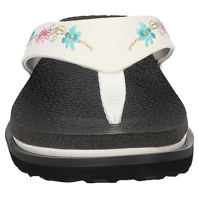 Easy Street Wanderlust Women's Thong Sandals