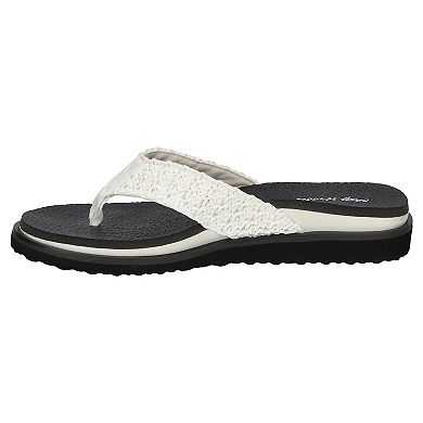 Easy Street Whimsy Women's Thong Sandals