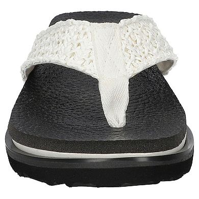 Easy Street Whimsy Women's Thong Sandals