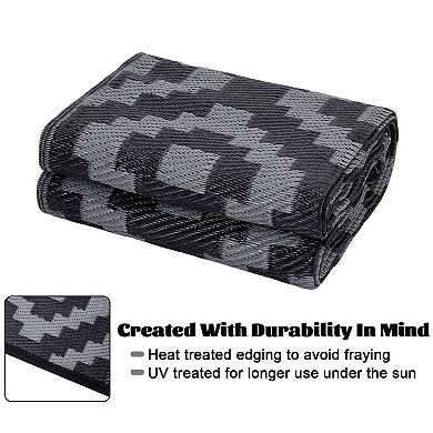 Modern Checkered Reversible Outdoor Mat Waterproof UV Resistant Pet Friendly for Beach Vacation