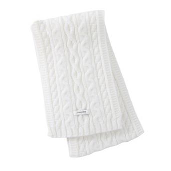 Women’s Cable Knit Scarf with Soft Textured Wool-Blend Yarn and Classic Ribbed Edges