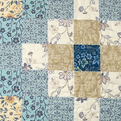 Donna Sharp Patchwork Quilt Set